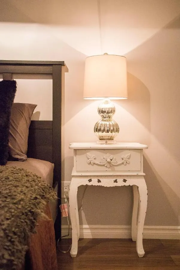 Charming Downtown Pied-à-Terre Appartamento Toronto
